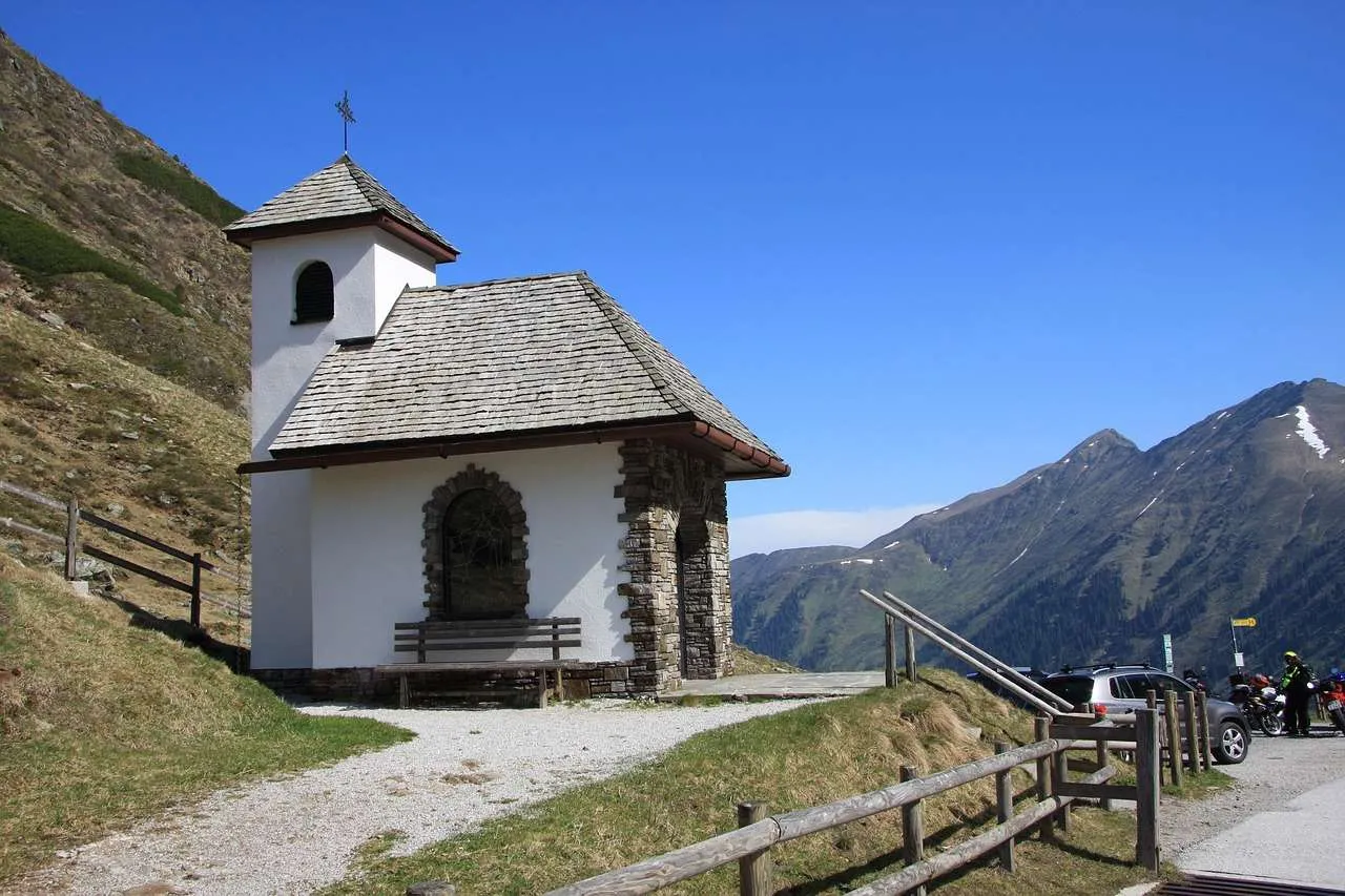 TPO Roofing: Durable Flat Roof Solution